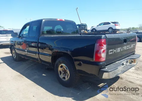 2003 Chevrolet Silverado 1500 из США, поврежденный, VIN 2GCEC19V331354055